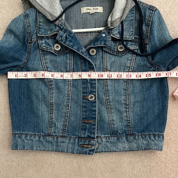 Miss Posh Jean jacket with sweater type hook - Picture 8 of 9